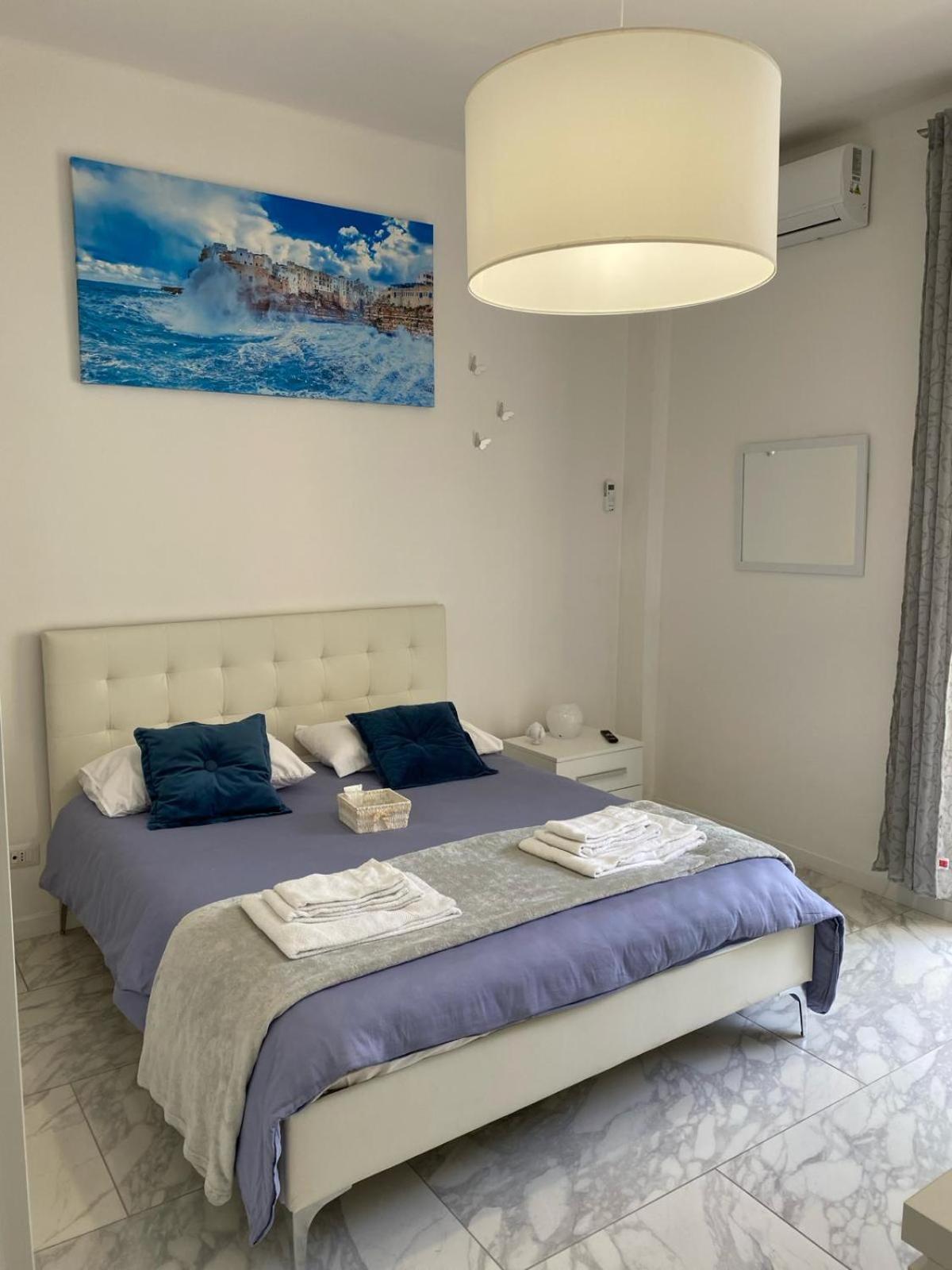 Ennio Rooms Bari Eksteriør bilde