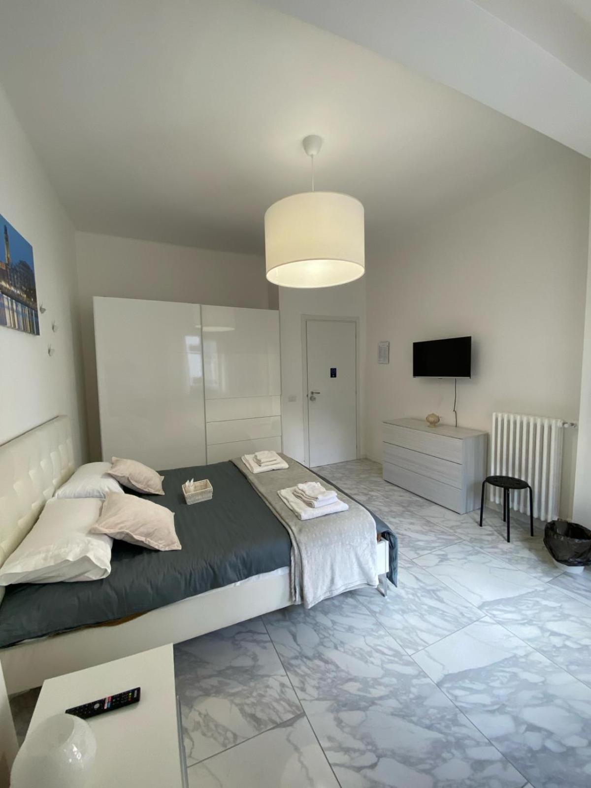 Ennio Rooms Bari Eksteriør bilde